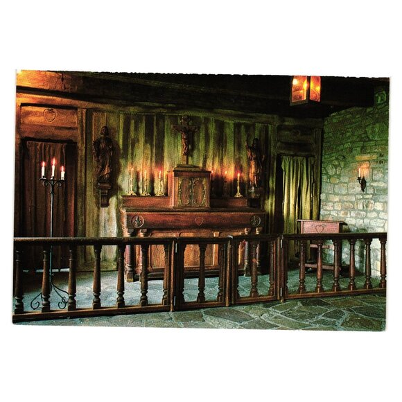 Old Fort Niagara Chapel Postcard Historic Site Western New York Architecture - Picture 1 of 2